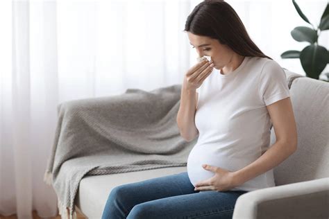 Infografika: kada būtina kreiptis į gydytoją dėl rėmens nėštumo metu