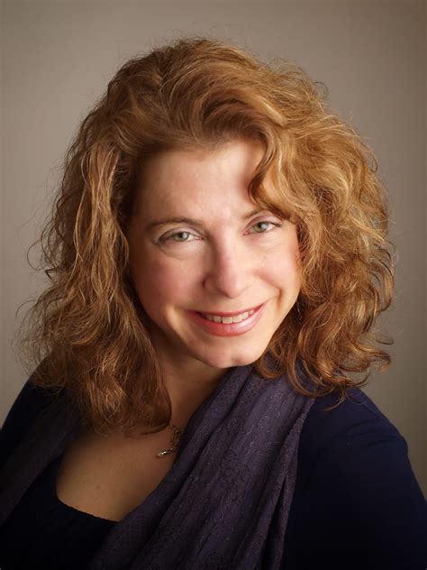 Mary Sharratt portretas