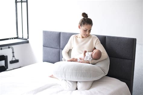 Nėščiosios mankštinasi