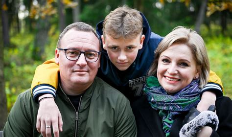 šeima įvaikinusi vaiką