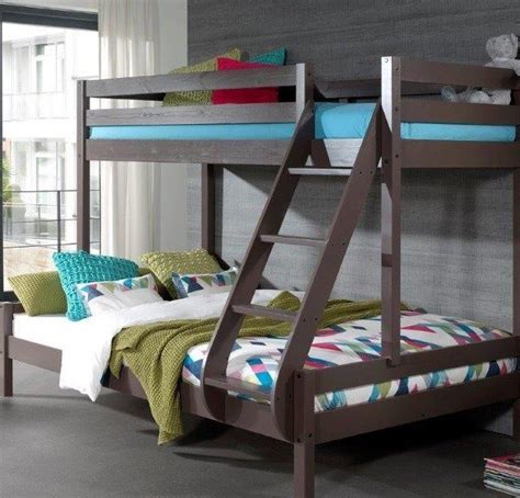 dviaukštės lovos vaikų kambaryje