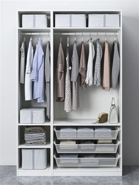 Vaikiškos spintos dydžio ir erdvės santykis