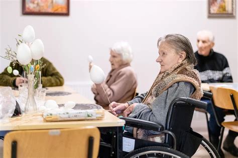 Senelių ir anūkų nuotrauka