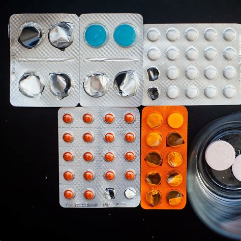 Nuotrauka, vaizduojanti, kaip tinkamai laikyti vaistus