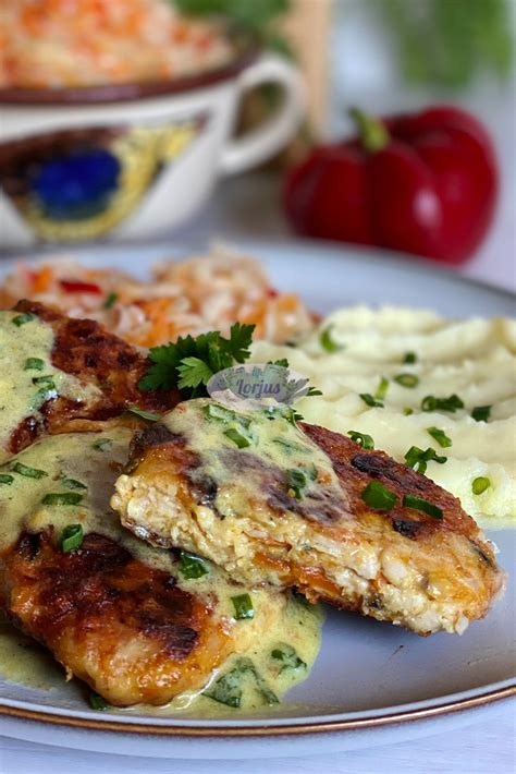 vištienos kepsneliai su bulvių koše