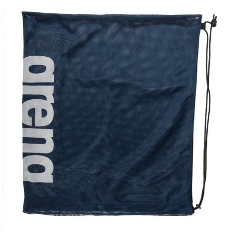 Krepšys su būtiniausiais daiktais gimdyklei