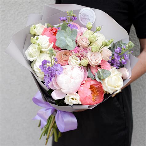 gėlės gimtadienio proga