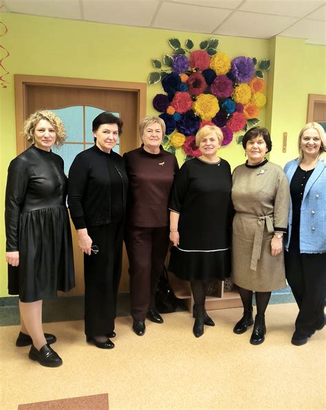 Įvairių socialinių paslaugų tipai demencija sergantiems asmenims