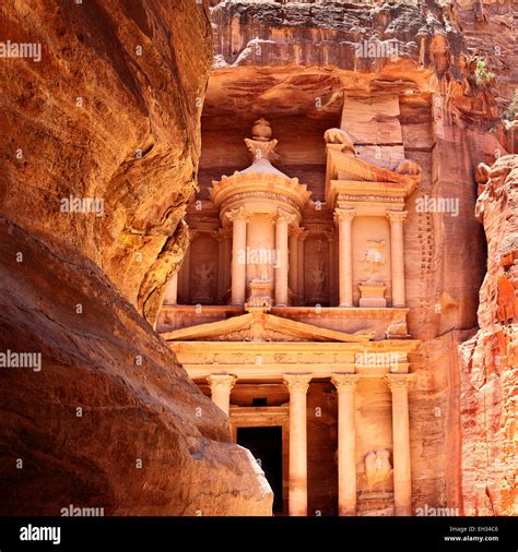 Al-Khazneh (Iždo rūmai) Petra