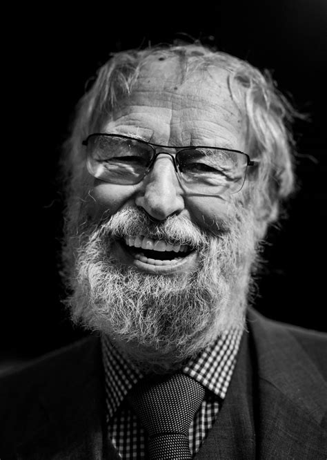 Regimanto Adomaičio portretas