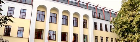 Istorinė Kybartų mokyklos nuotrauka