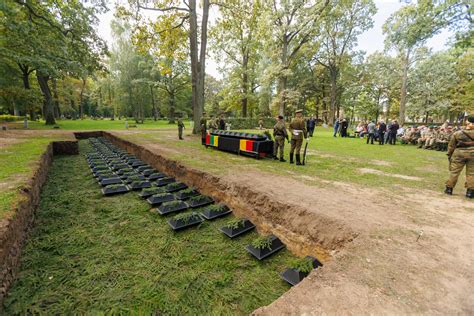 Vokietijos karių kapų globos tautinės sąjungos ženklas