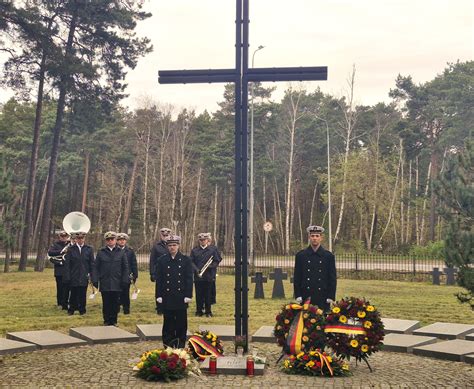 Ceremonija Kauno karių kapinėse