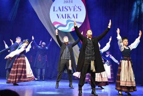 Eglijos Vaitkevičės pasirodymas scenoje