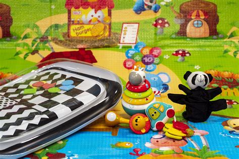 Žaislai ir mokymo priemonės darželyje