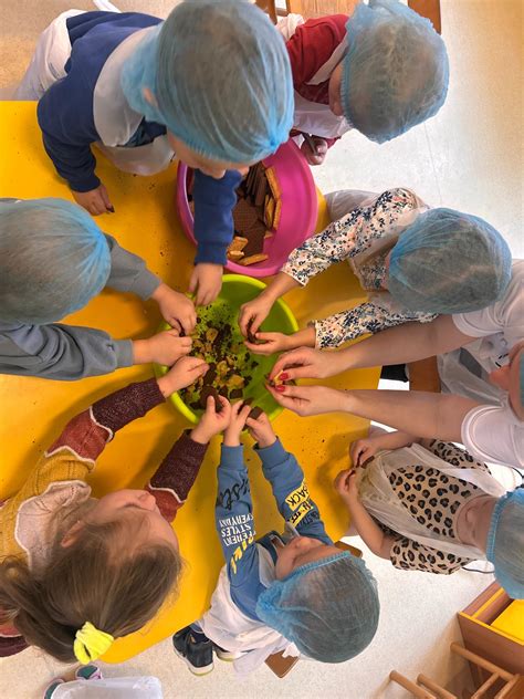 vaikai švenčia Vaiko dieną