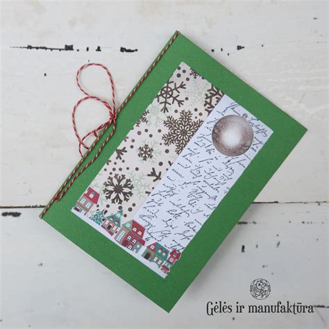 Rankų darbo atvirukas su kalėdiniais motyvais ir užrašu 