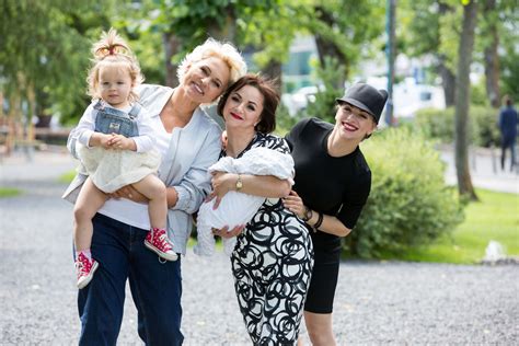 Ineta Puzaraitė-Žvagulienė su vaikais