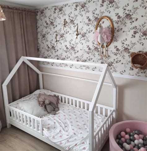 Vaikiškos lovos interjeras