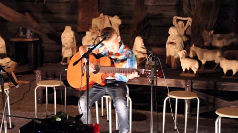 vaikas su gitara