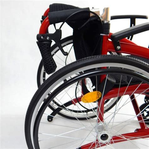 Aliuminio rėmo sportinio vežimėlio konstrukcija