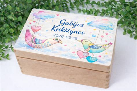 medinė dėžutė krikštynoms su vardu