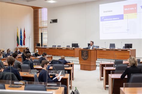 Lentelė su Vilniaus miesto savivaldybės tarybos sprendimų numeriais ir datomis