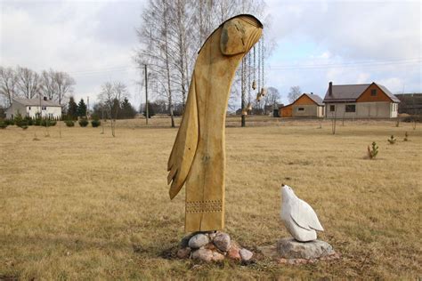 Skulptūros projekto idėjos Salomėjai Nėriai eskizas