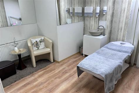 Ledo masažas pilvui