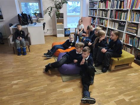 Plungės vaikų ir jaunimo bibliotekos interjeras