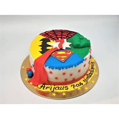 tortas su superherojų tema