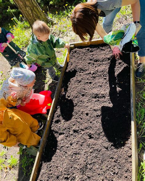 Kaip sukurti saugią ir skatinančią judėti aplinką vaikų darželyje
