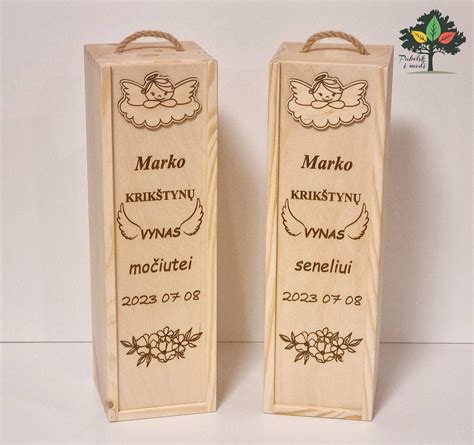medinė dėžutė krikštynoms