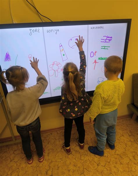 Veiklos vaikams kuriant žaismės kontekstą