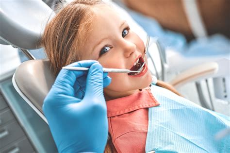 Pirmasis apsilankymas pas vaikų odontologą