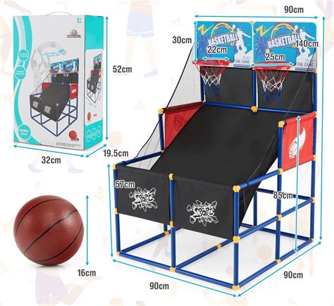 Vaiko žaidimas su krepšinio stovu