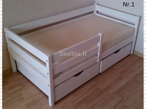 Skirtingi vaikiškų lovyčių modeliai