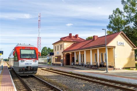 Traukinių stotis Montserato apylinkėse