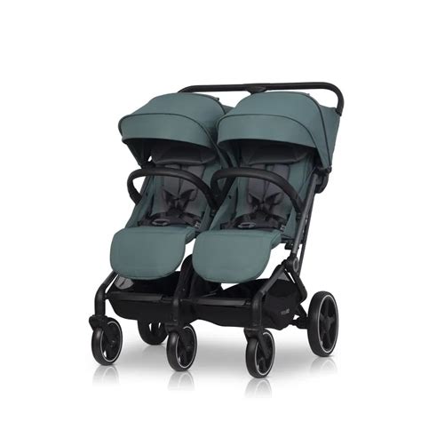 Vežimėliai dvynukams - vienas šalia kito