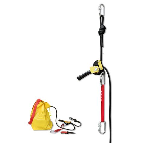 Lavinų gelbėjimo įranga: siųstuvas, zondai ir kastuvas