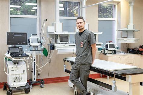 Medicinos personalas dirbantis kartu