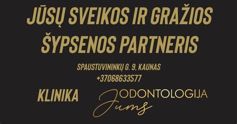 Nuotrauka su šypsančiais dantimis ir klinikos logotipu