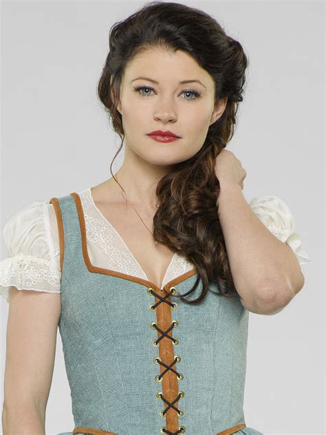 Emilie de Ravin kaip Belle seriale 