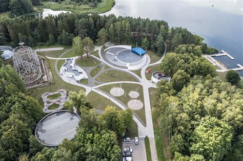 Rekonstruojama buvusio atrakcionų parko „Vaikų pasaulis“ teritorija Elektrėnuose