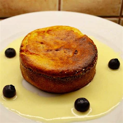 Lentelė su varškės apkepo ingredientų kiekiais