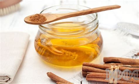 cinamono ir medaus kaukė veidui