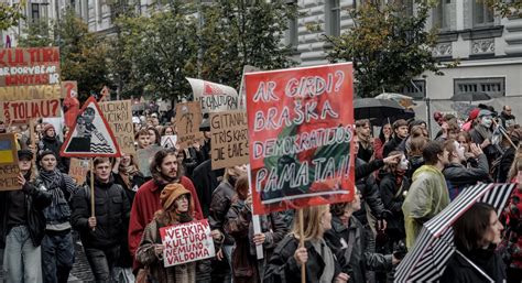 protesto akcija prieš švietimo reformą