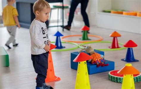 vaiku zaidimai darzelyje