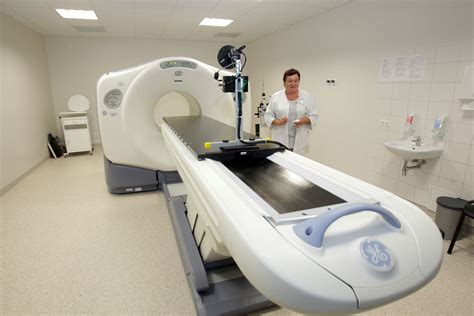 Magnetinio rezonanso tomografijos aparatas