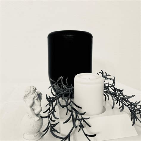 Istorinė nuotrauka, vaizduojanti ankstyvą akušerijos ir ginekologijos katedros veiklą.